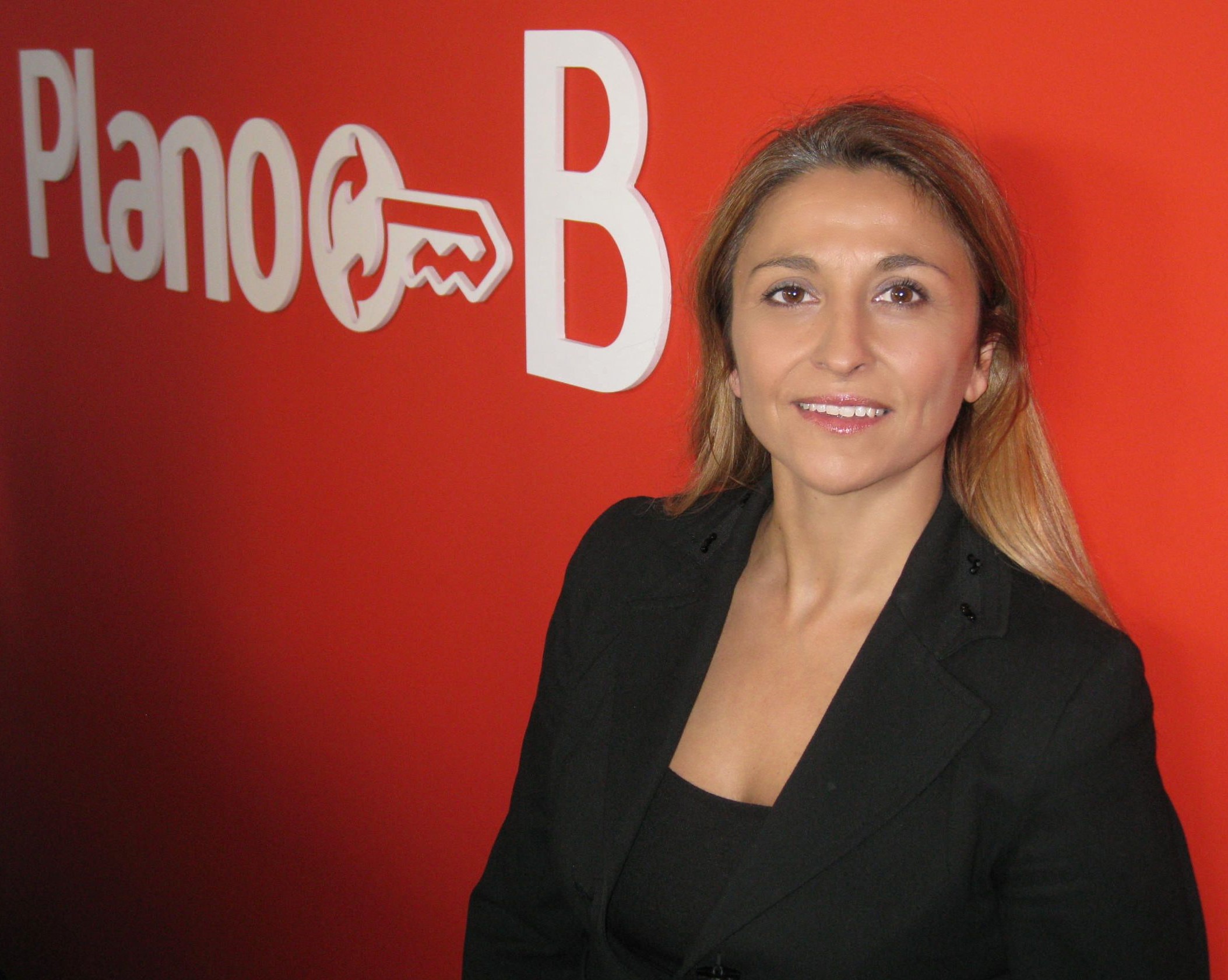 Contacte a Plano B - Fale diretamente com Paula Lopes